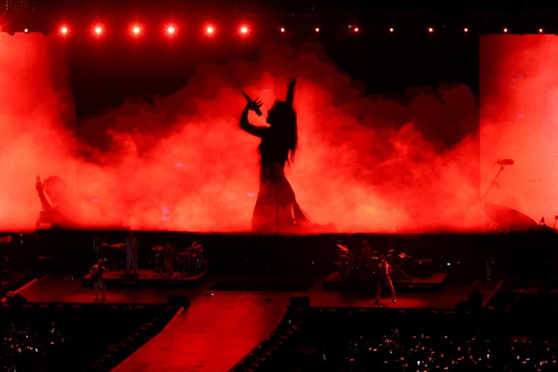 リオでシャキーラ公演準備中の事故死