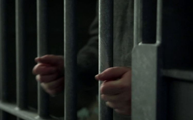 交通事故の果てに刺傷事件 マニトで発生