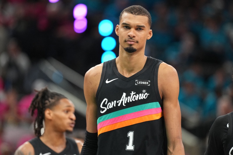 ウェンバンヤマ、NBA最優秀守備選手賞を満票で受賞