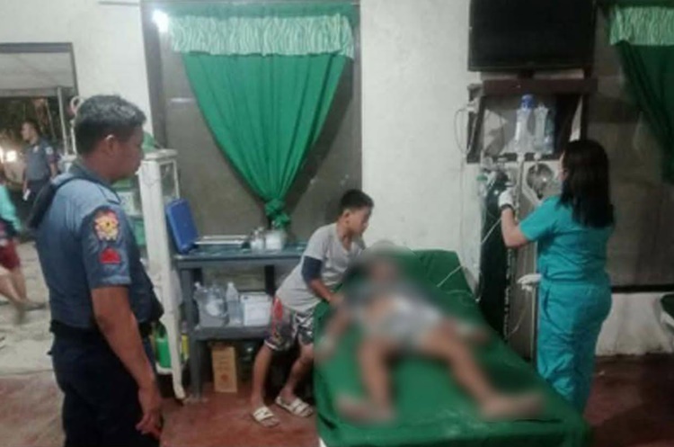 トランプ遊びが一転、刺傷事件に発展