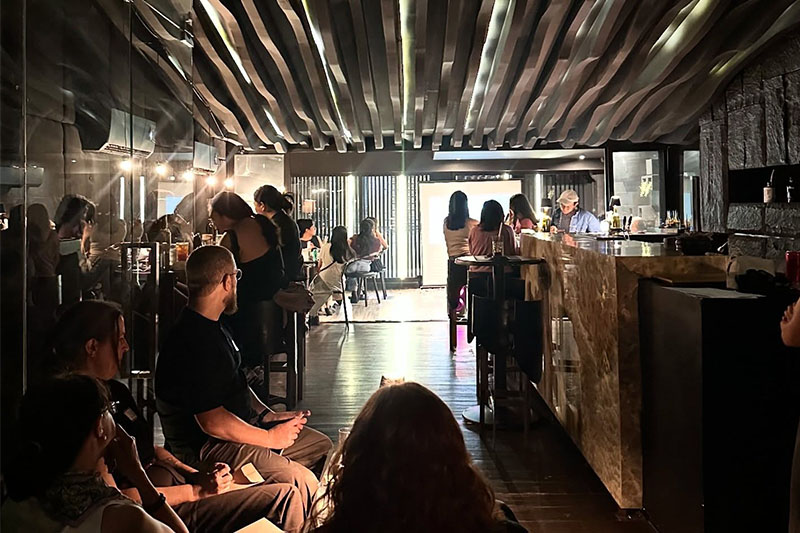 The Pearl Room