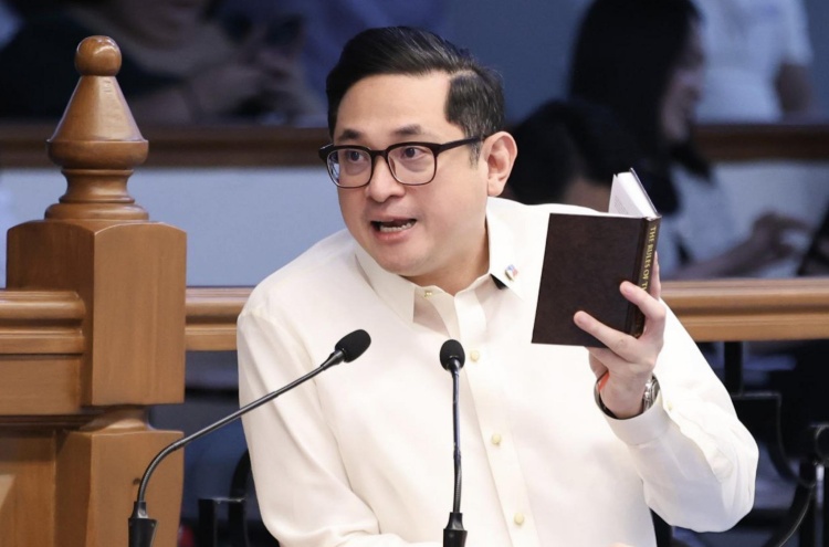 Bam Aquino