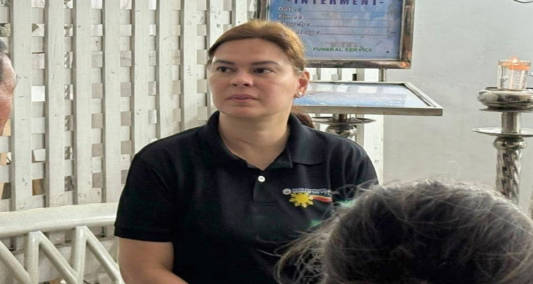 南ミンダナオ地震被災者を訪問したドゥテルテ副大統領