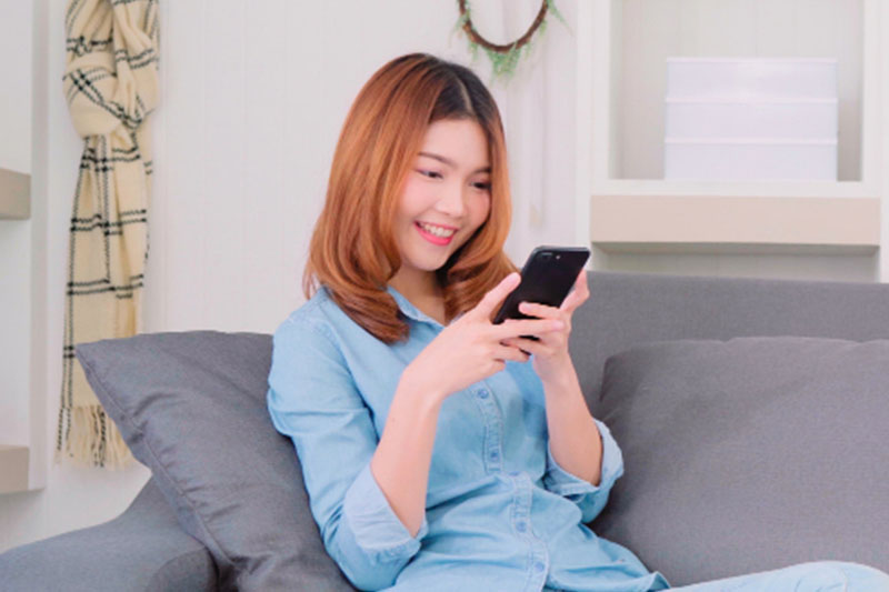 芸能人からの意外な返信に驚くフィリピン人