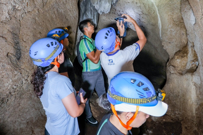 Apugan cave