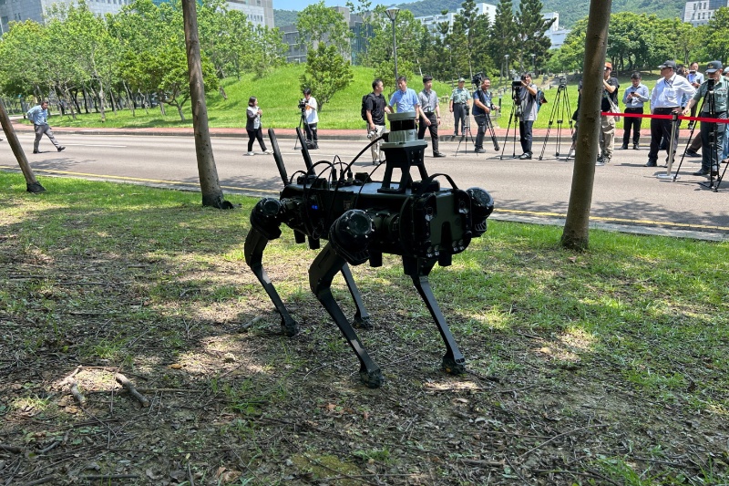 Robot dog taiwan