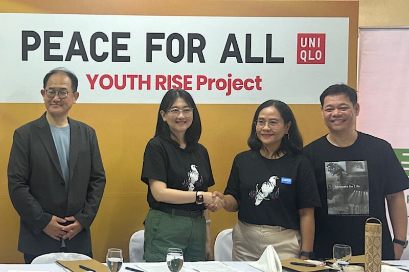 Uniqlo peace for all