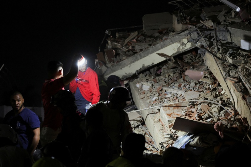 ベネズエラ地震、32人死亡 700人負傷
