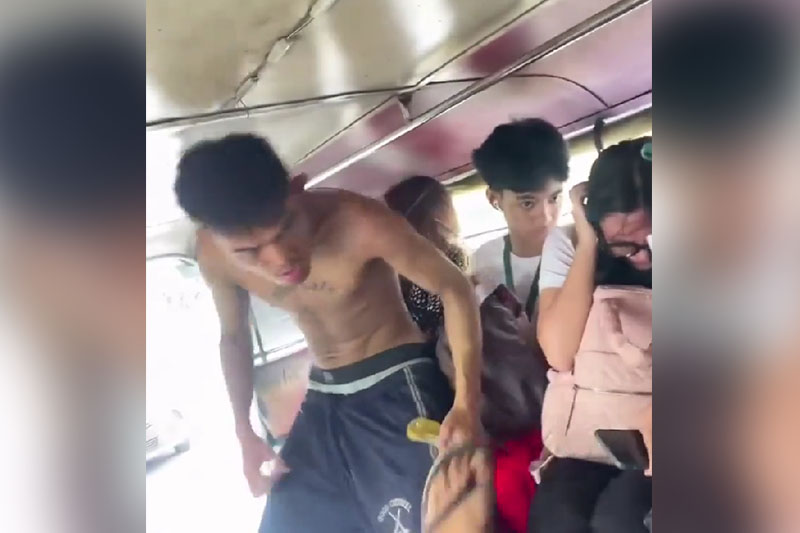 ジープ内暴行映像拡散、乗客に衝撃
