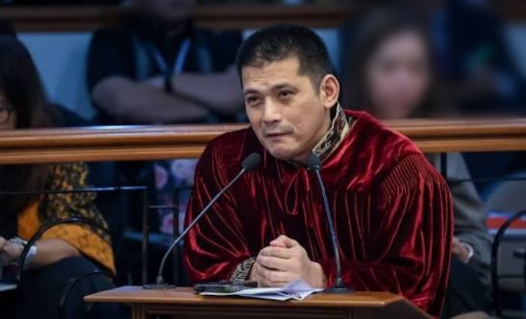ロビン・パディリャ議員「刑務所大学卒業」発言