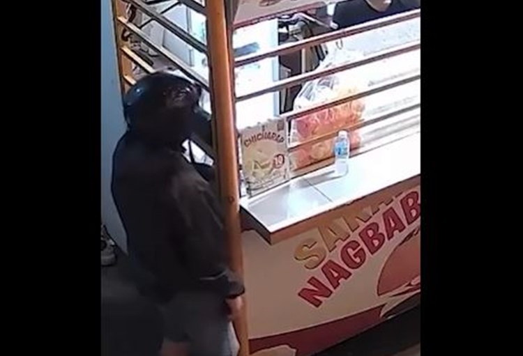 ブルアカンのバーガー店強盗 容疑者逮捕