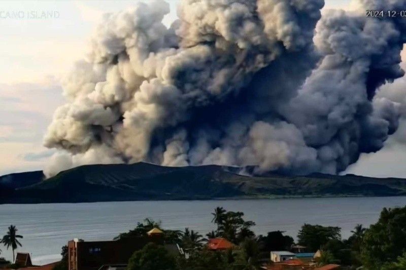 タール火山、再び噴火の兆候注視の理由