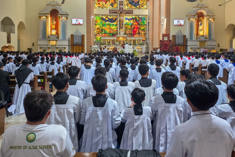 Altar servers