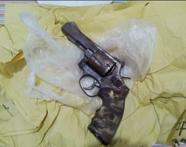 セブの学校で14歳生徒が拳銃所持発覚