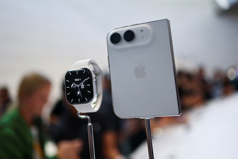折りたたみiPhone登場 ティム・クック後初の発表会