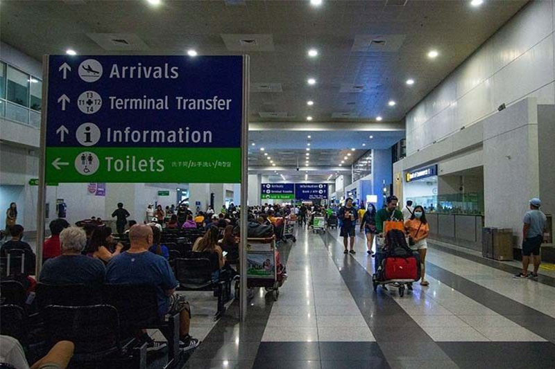 Naia terminal 3 arrival