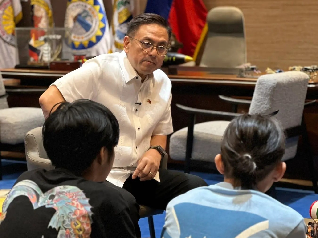 Biazon footbridge slap vloggers